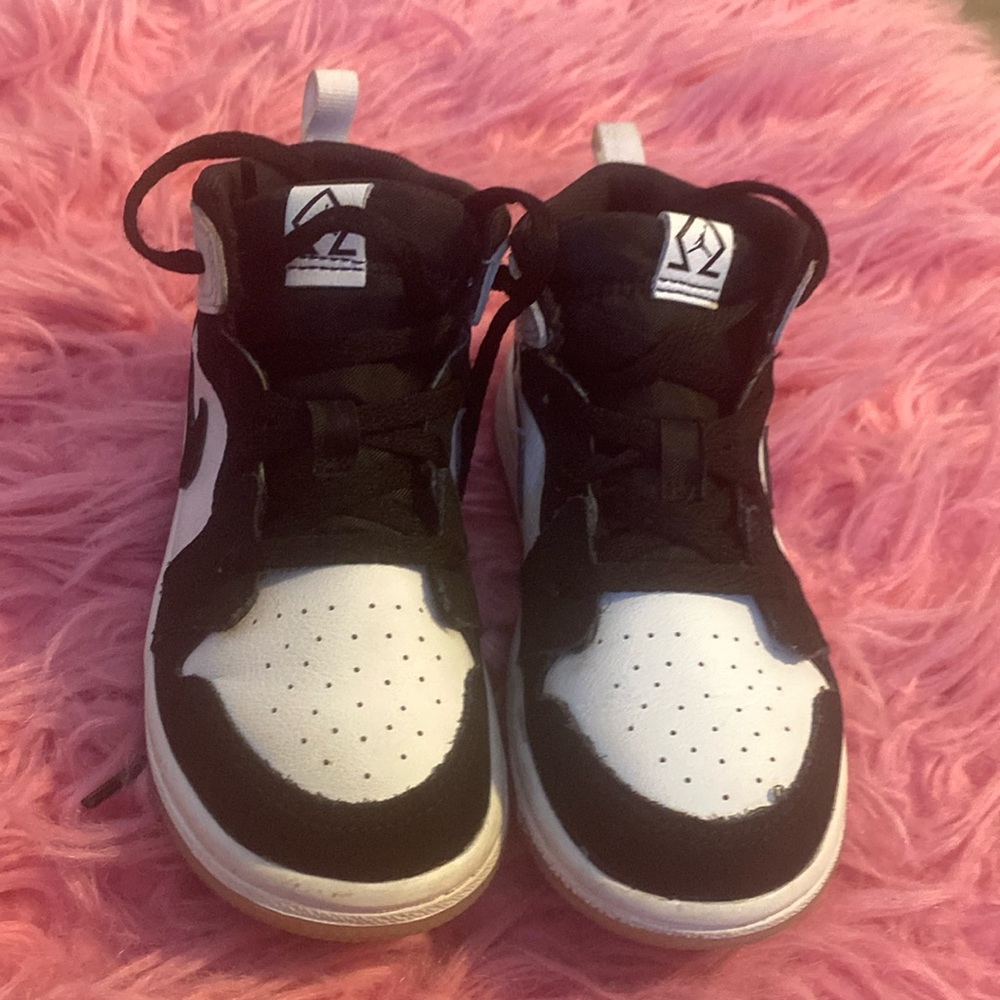 Kids retro 1s Jordan's